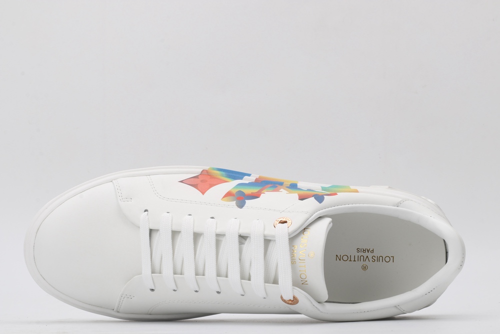 L*V SNEAKER